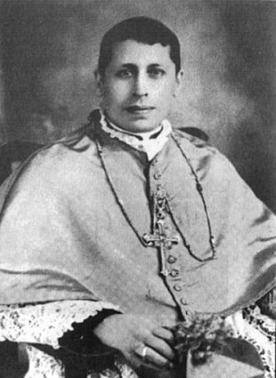 Monse&ntilde;or V&iacute;ctor Manuel Sanabria