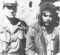 El Che prisionero con el gusano de la CIA F&eacute;lix Rodr&iacute;guez